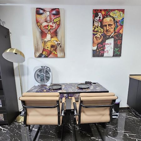 Apartamentos Benidorm Black Luaran gambar