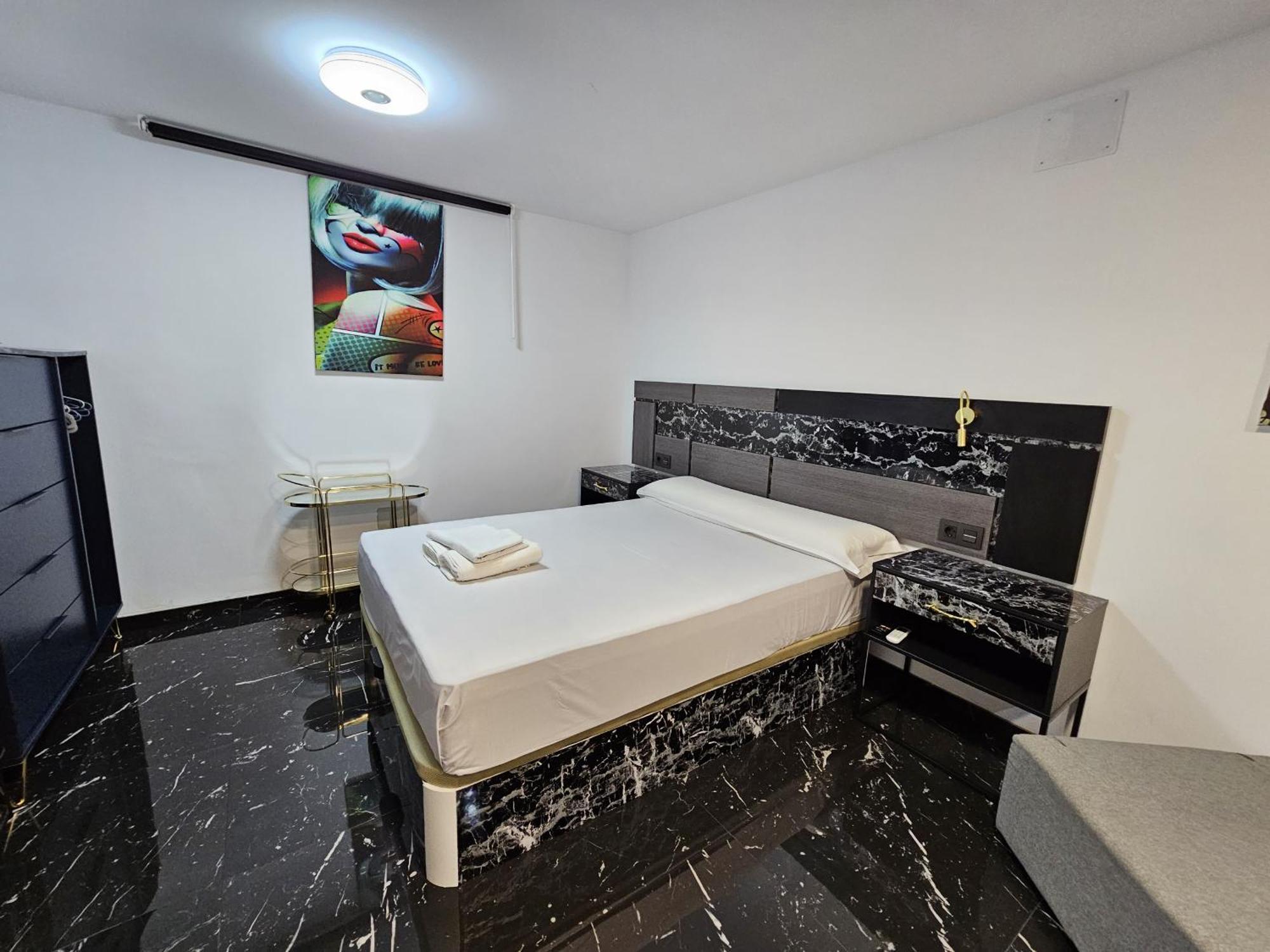 Apartamentos Benidorm Black Luaran gambar