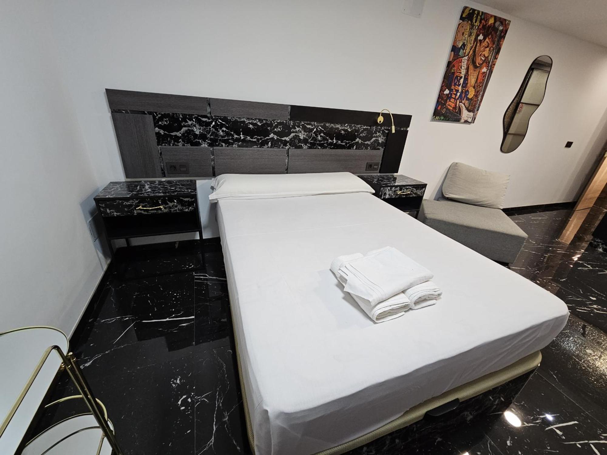 Apartamentos Benidorm Black Luaran gambar