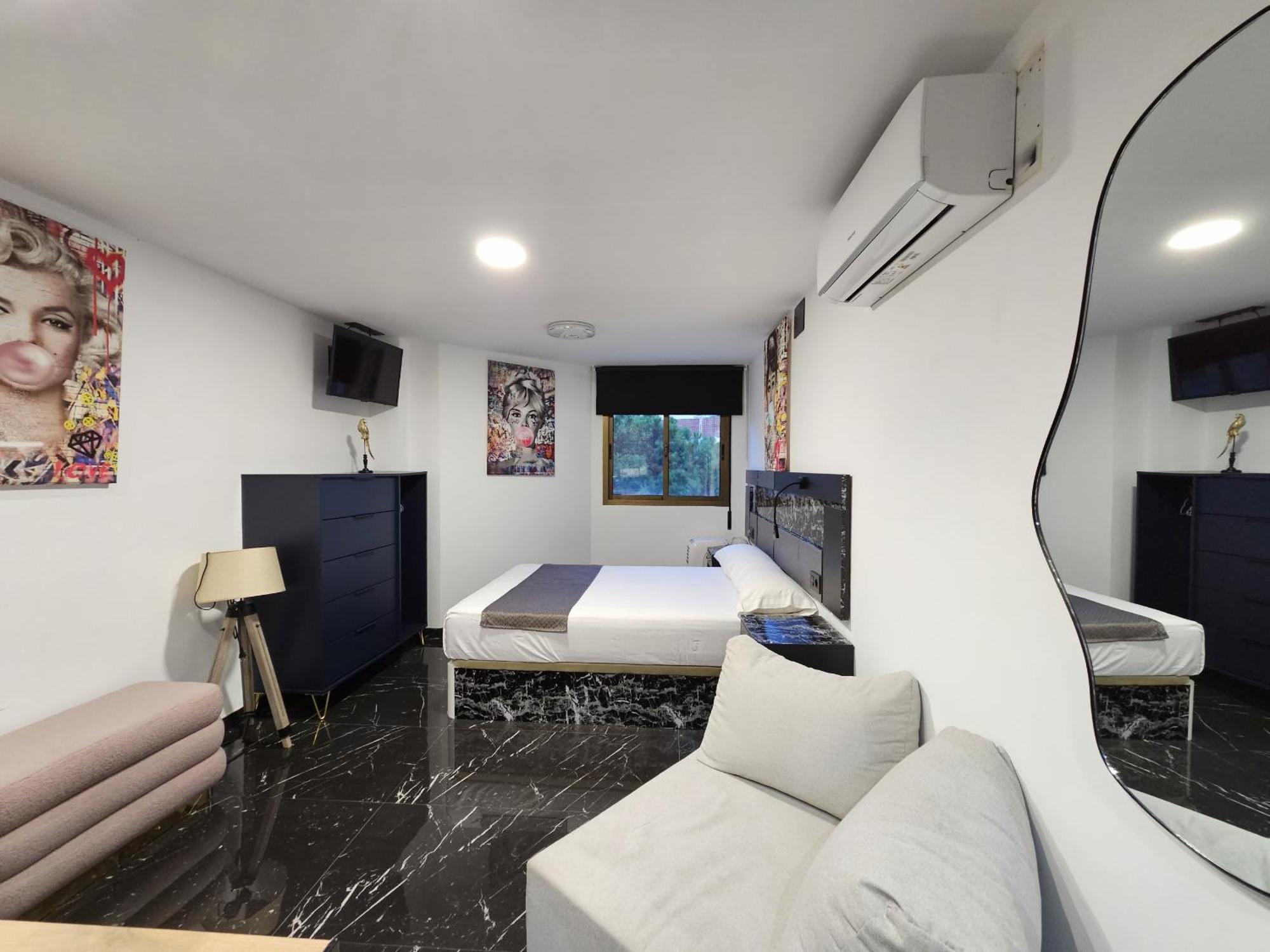 Apartamentos Benidorm Black Luaran gambar