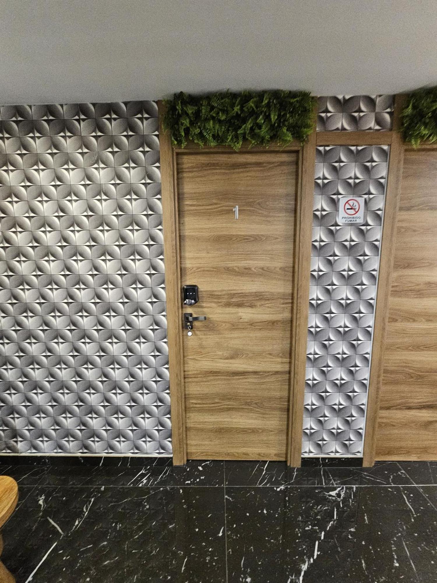 Apartamentos Benidorm Black Luaran gambar