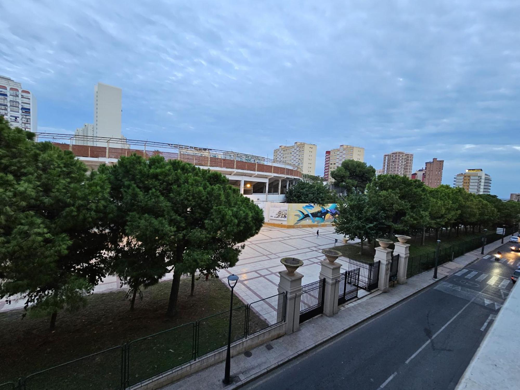 Apartamentos Benidorm Black Luaran gambar