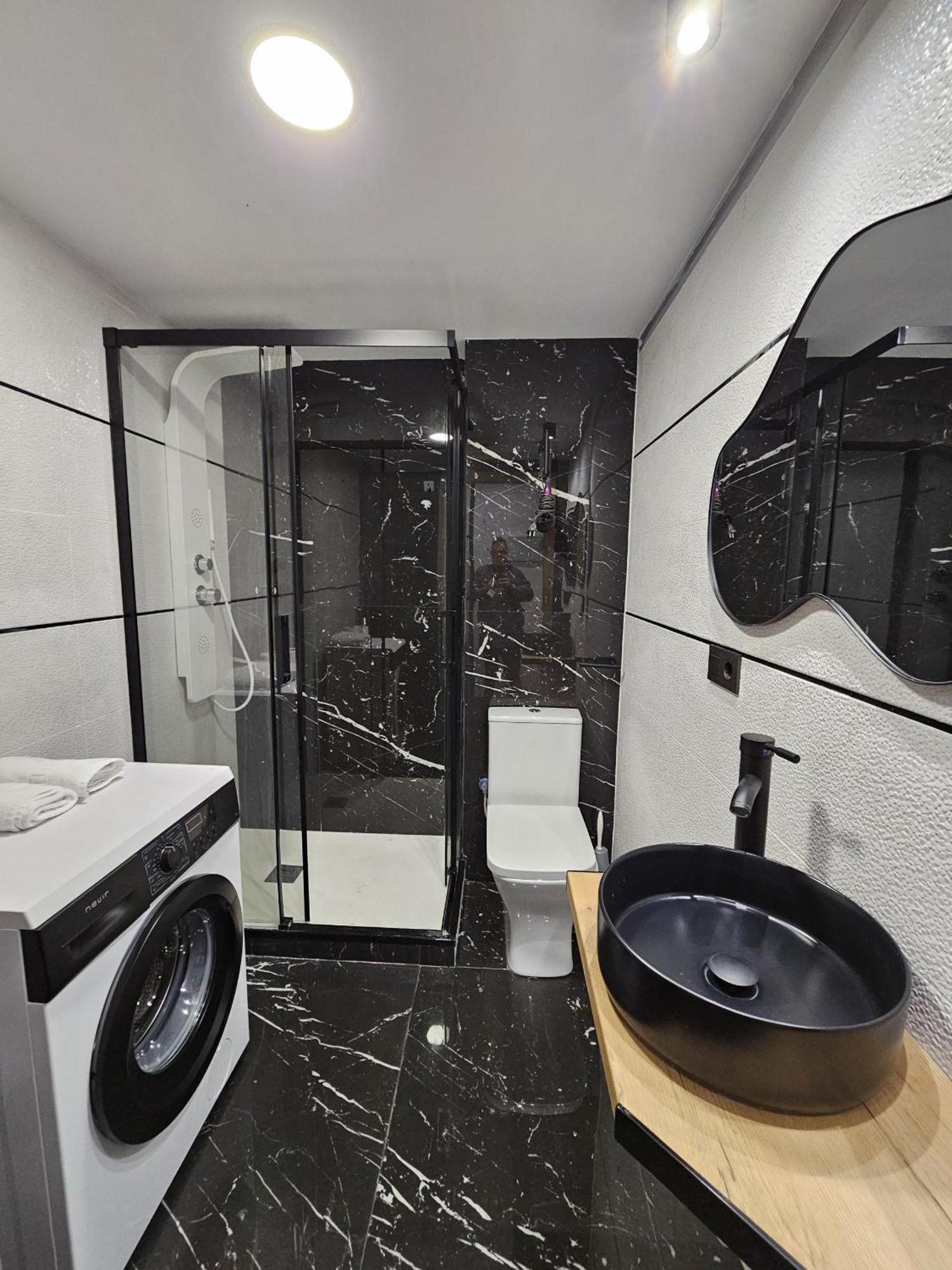 Apartamentos Benidorm Black Luaran gambar