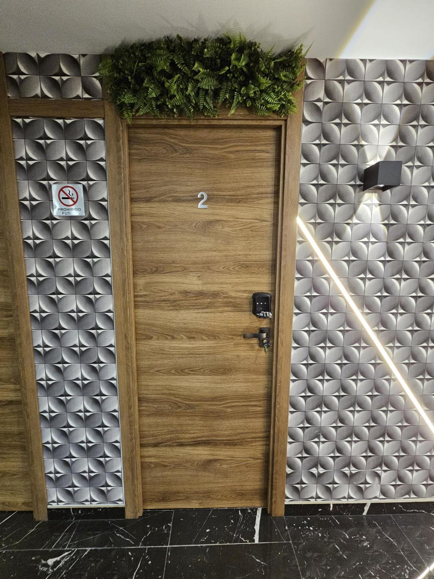 Apartamentos Benidorm Black Luaran gambar